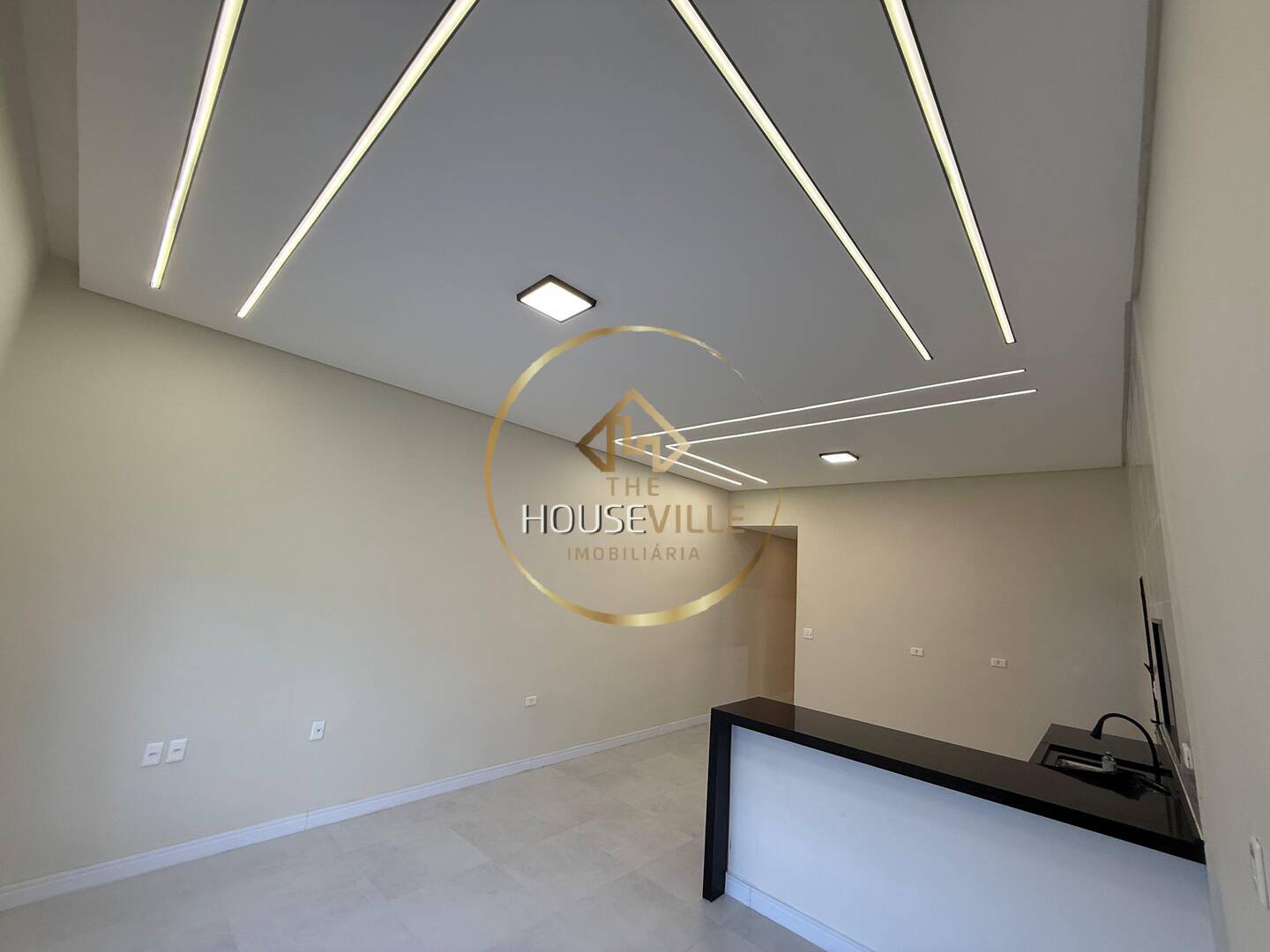 Casa à venda com 3 quartos, 80m² - Foto 2