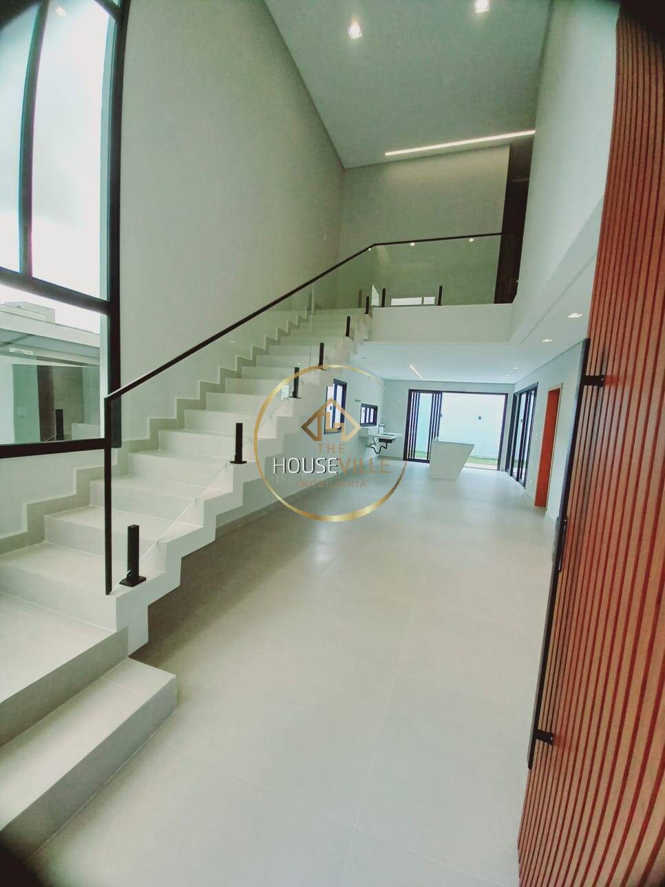 Casa de Condomínio à venda com 3 quartos, 200m² - Foto 2
