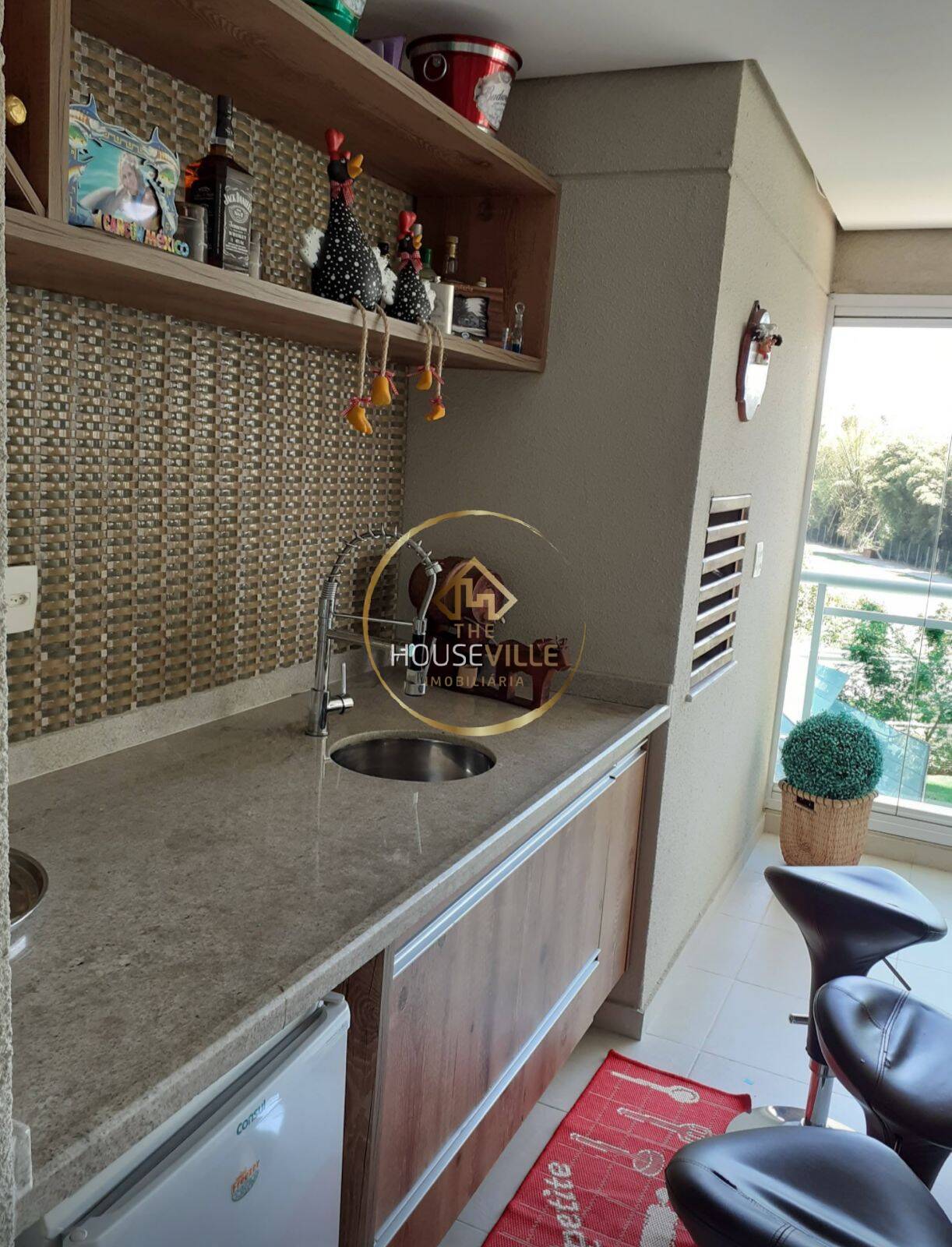 Apartamento à venda com 3 quartos, 190m² - Foto 2