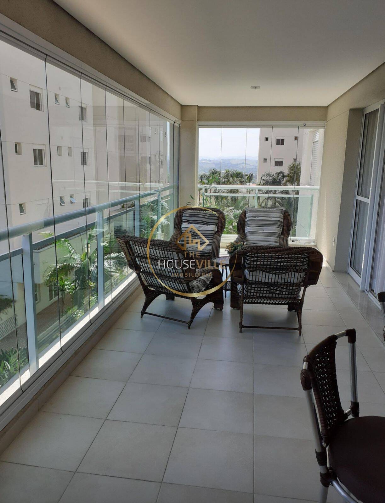 Apartamento à venda com 3 quartos, 190m² - Foto 19