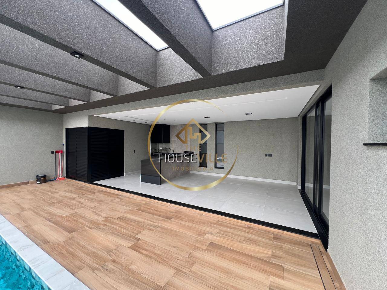 Casa de Condomínio à venda com 3 quartos, 320m² - Foto 5