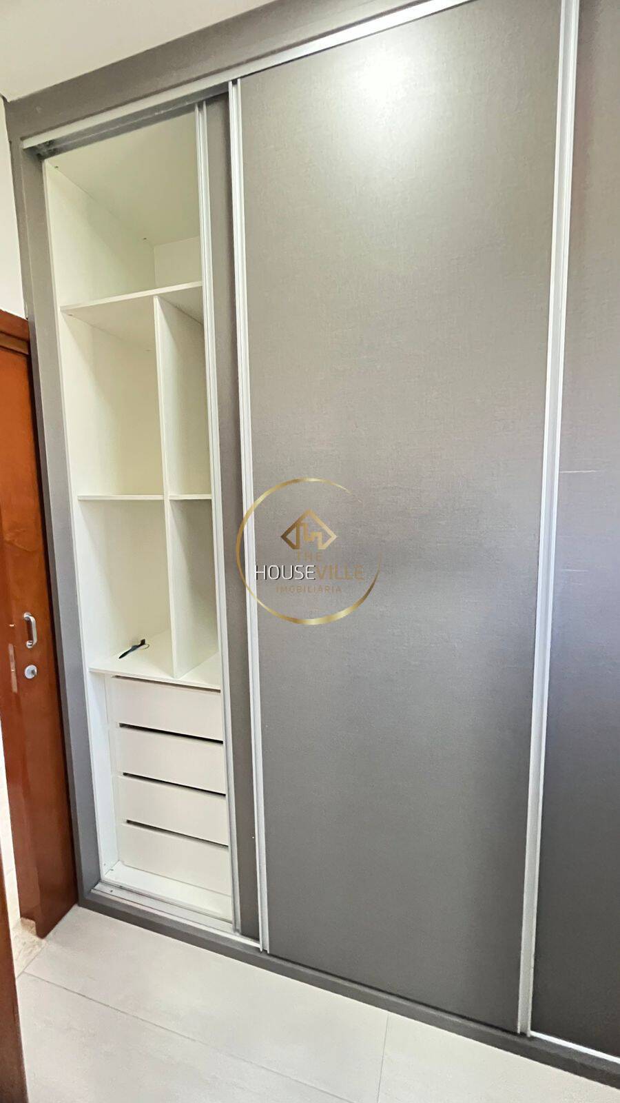 Casa de Condomínio à venda e aluguel com 3 quartos, 350m² - Foto 17
