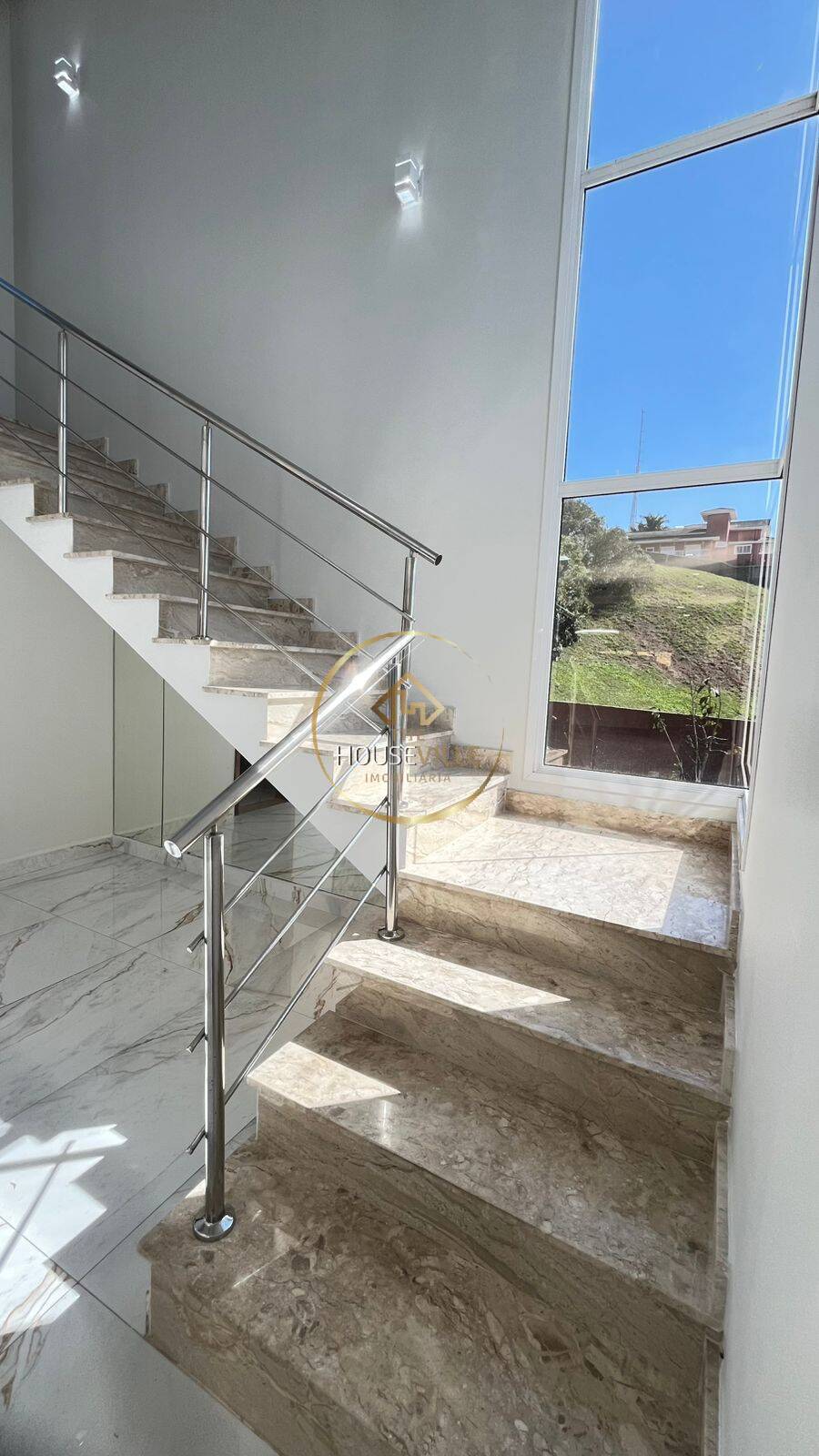 Casa de Condomínio à venda e aluguel com 3 quartos, 350m² - Foto 9