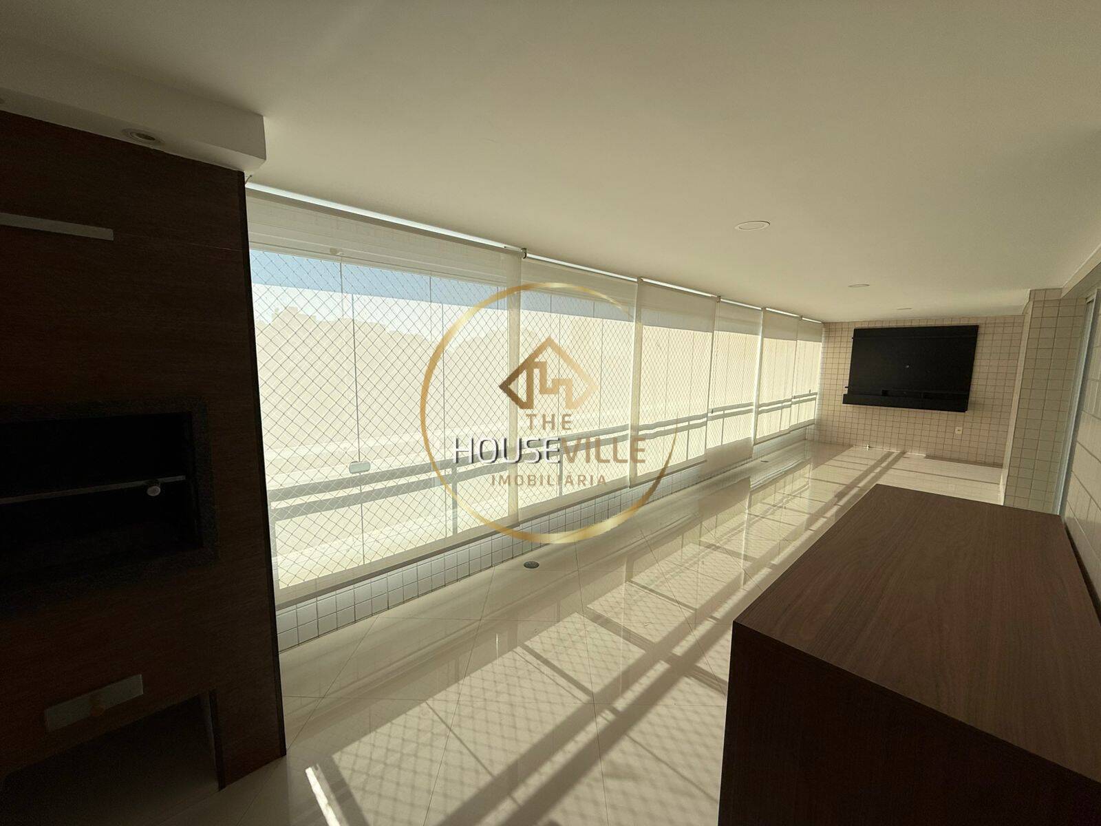 Apartamento para alugar com 3 quartos, 182m² - Foto 3
