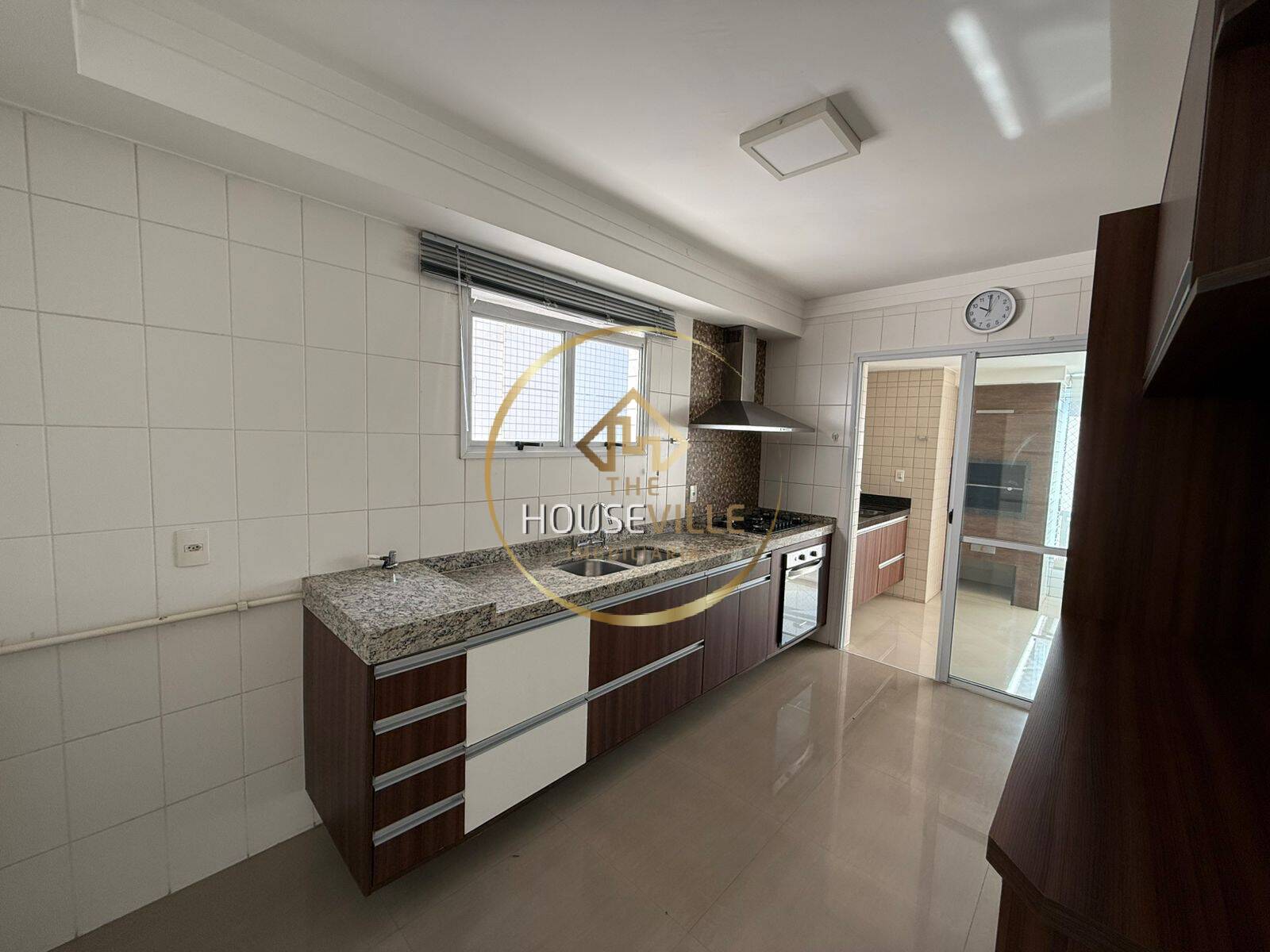 Apartamento para alugar com 3 quartos, 182m² - Foto 10