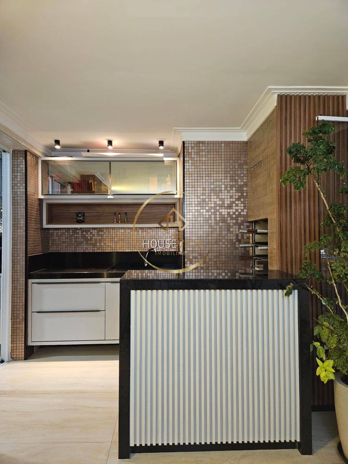 Apartamento à venda com 3 quartos, 182m² - Foto 10
