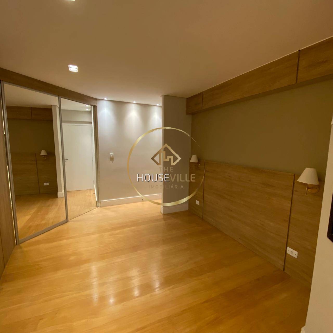 Apartamento à venda com 3 quartos, 182m² - Foto 10