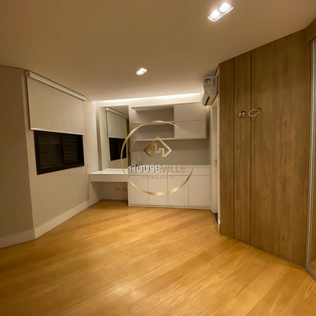 Apartamento à venda com 3 quartos, 182m² - Foto 12