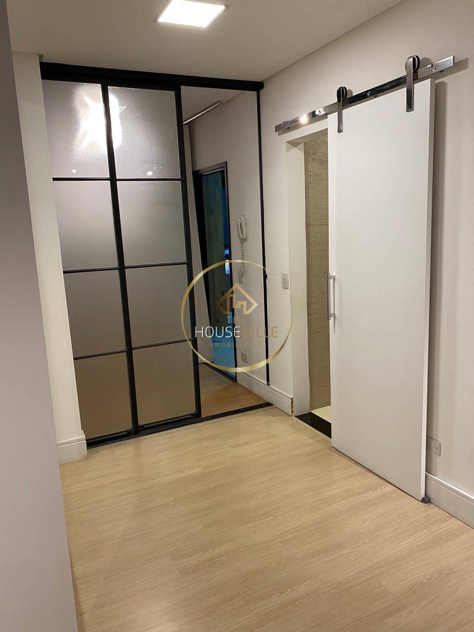 Apartamento à venda com 3 quartos, 182m² - Foto 11