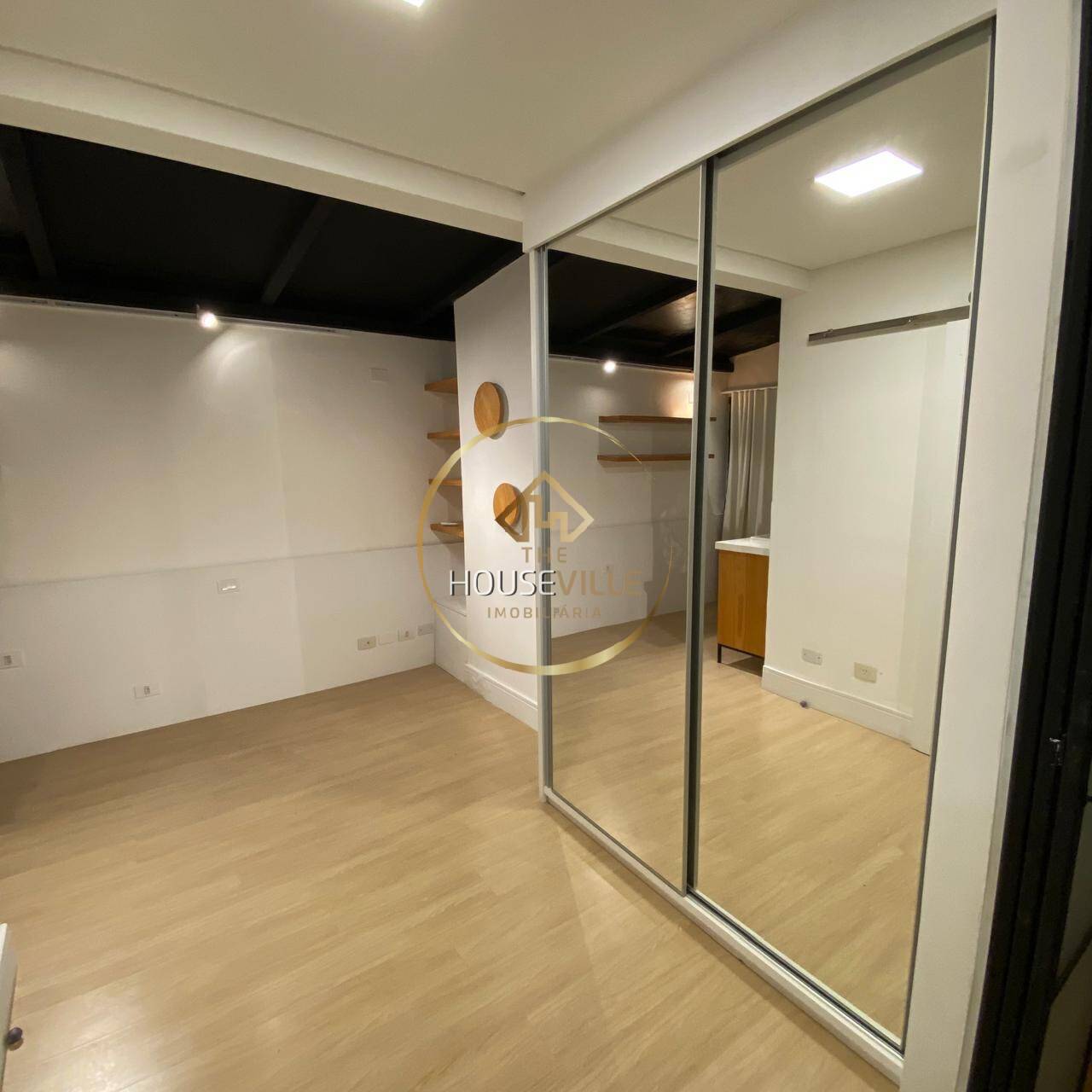Apartamento à venda com 3 quartos, 182m² - Foto 13