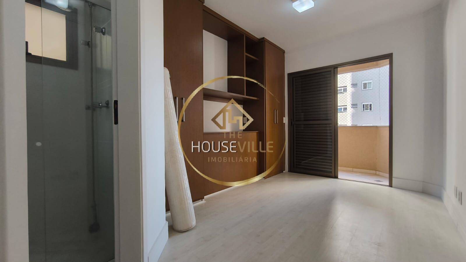 Apartamento à venda com 4 quartos, 220m² - Foto 9