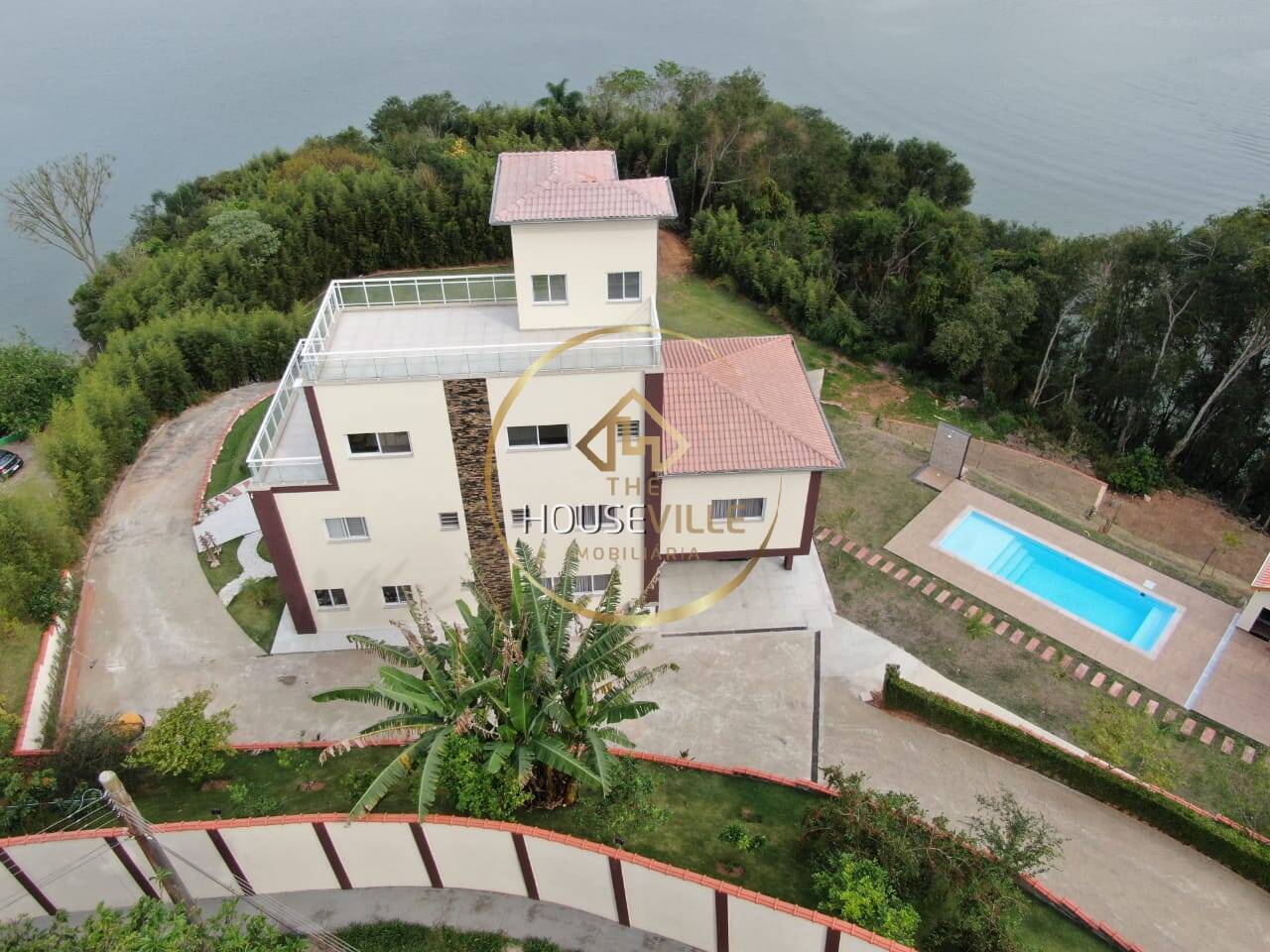 Chácara à venda com 5 quartos, 500m² - Foto 1