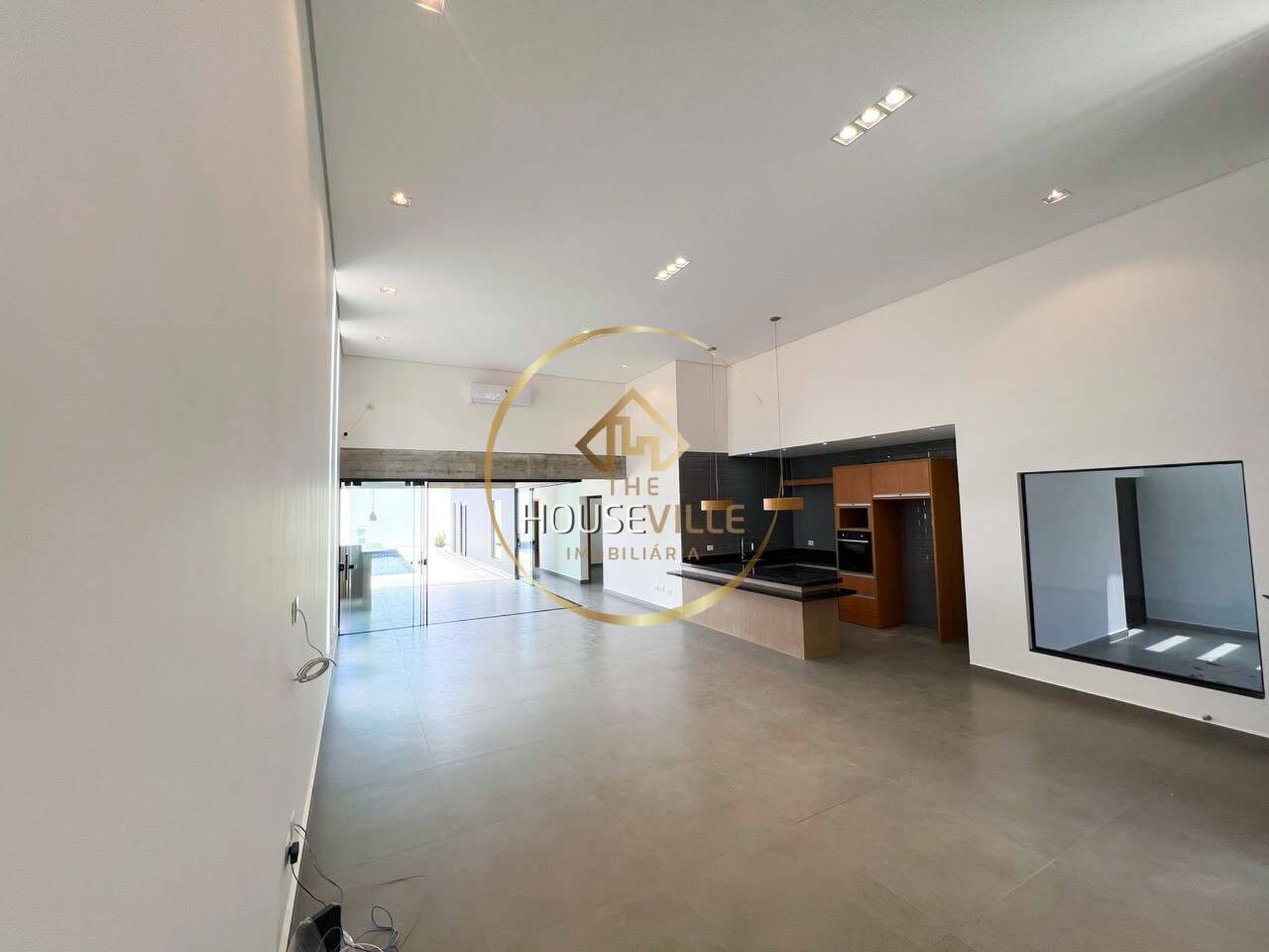 Casa à venda com 4 quartos, 200m² - Foto 5