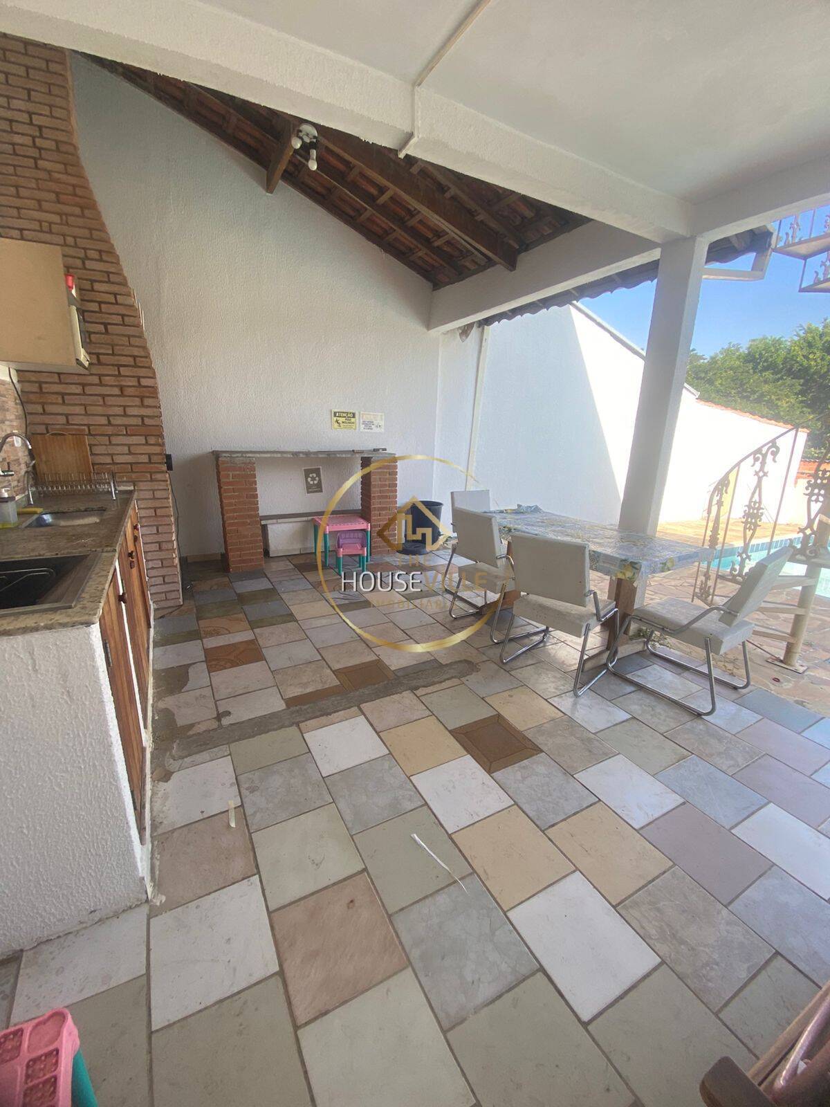 Casa à venda com 2 quartos, 184m² - Foto 7