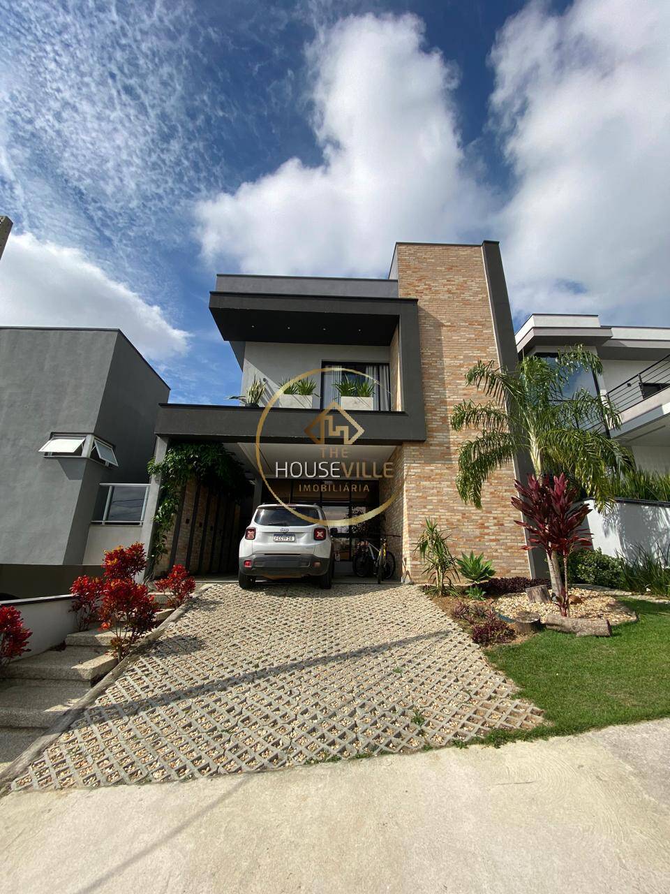 Casa de Condomínio à venda com 3 quartos, 244m² - Foto 3