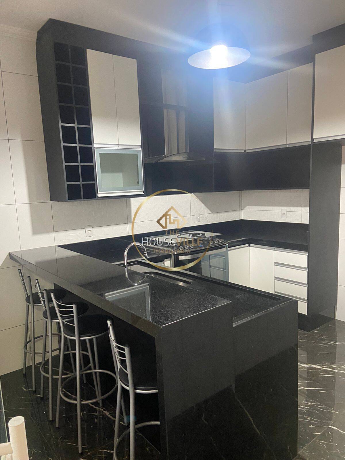 Casa de Condomínio à venda com 3 quartos, 231m² - Foto 5