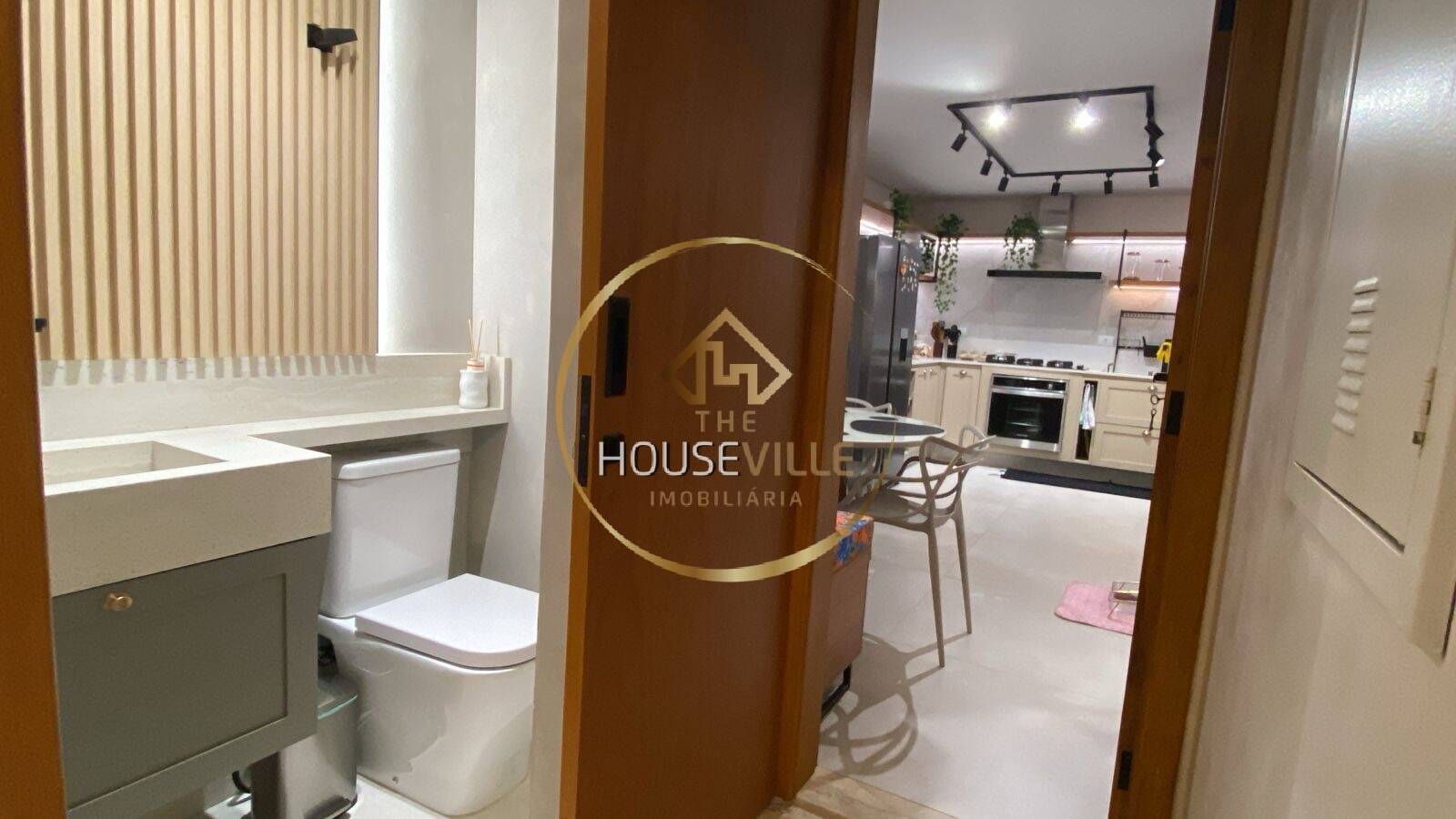 Apartamento à venda com 4 quartos, 247m² - Foto 32