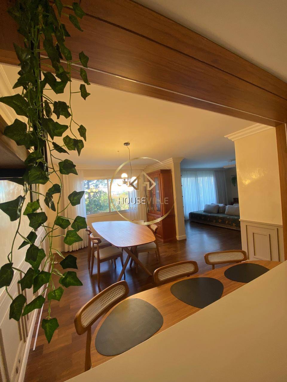 Apartamento à venda com 4 quartos, 247m² - Foto 11