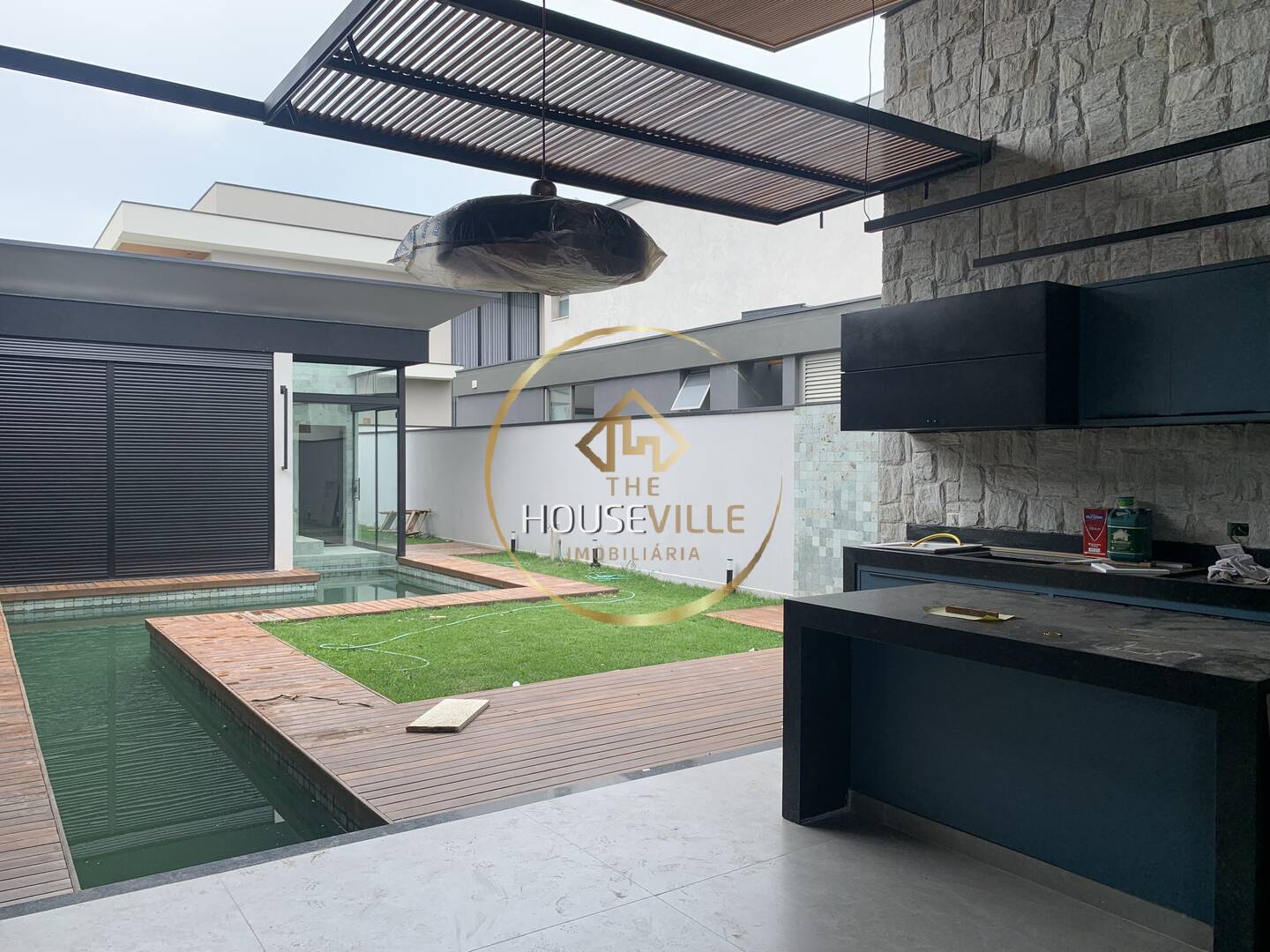 Casa de Condomínio à venda com 4 quartos, 385m² - Foto 7