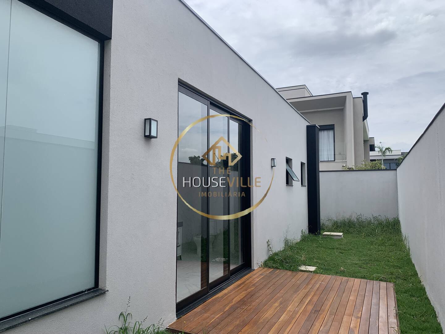 Casa de Condomínio à venda com 4 quartos, 385m² - Foto 11