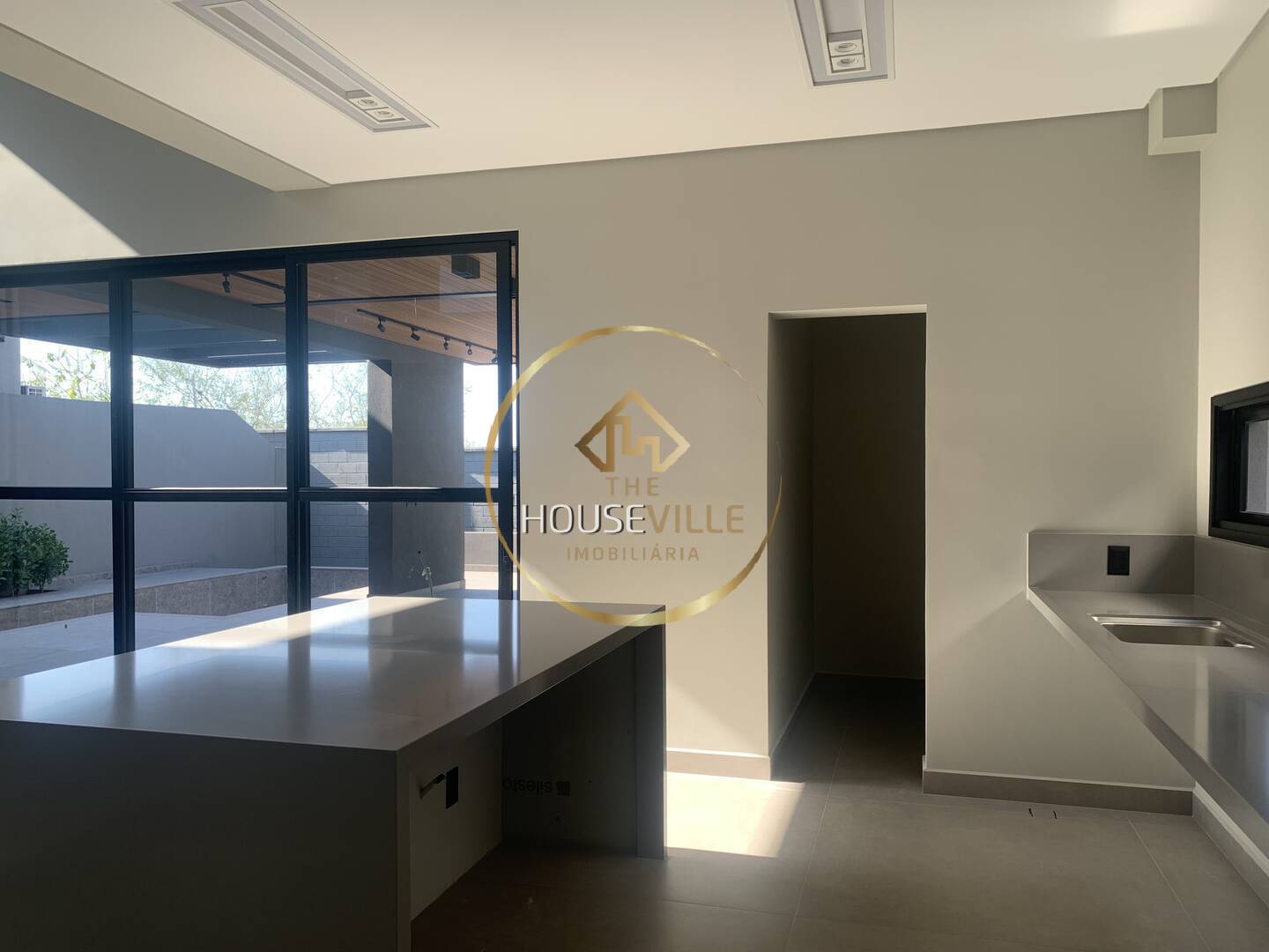 Casa de Condomínio à venda com 4 quartos, 470m² - Foto 5