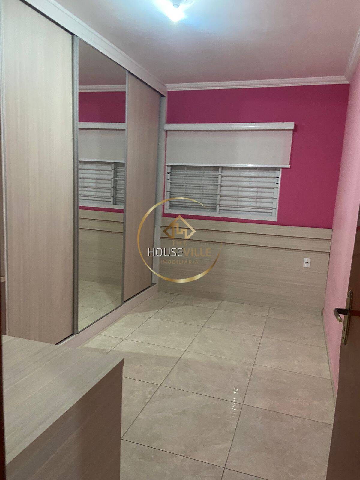 Casa de Condomínio à venda com 3 quartos, 231m² - Foto 10