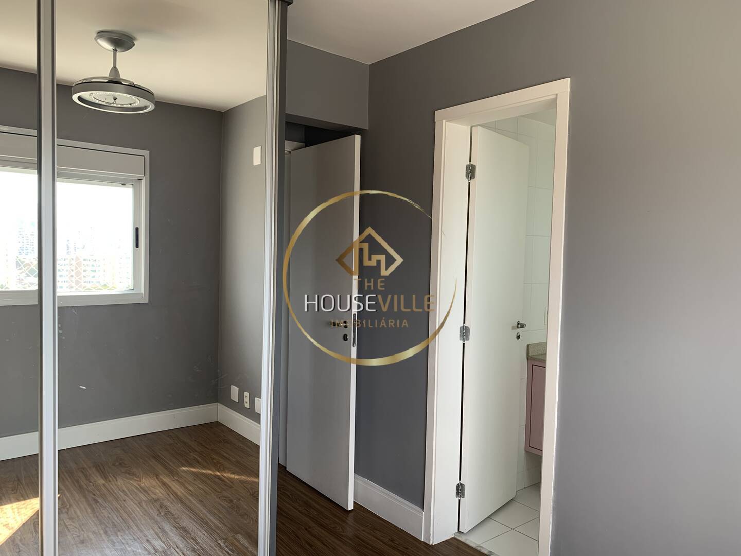 Apartamento à venda com 3 quartos, 288m² - Foto 11
