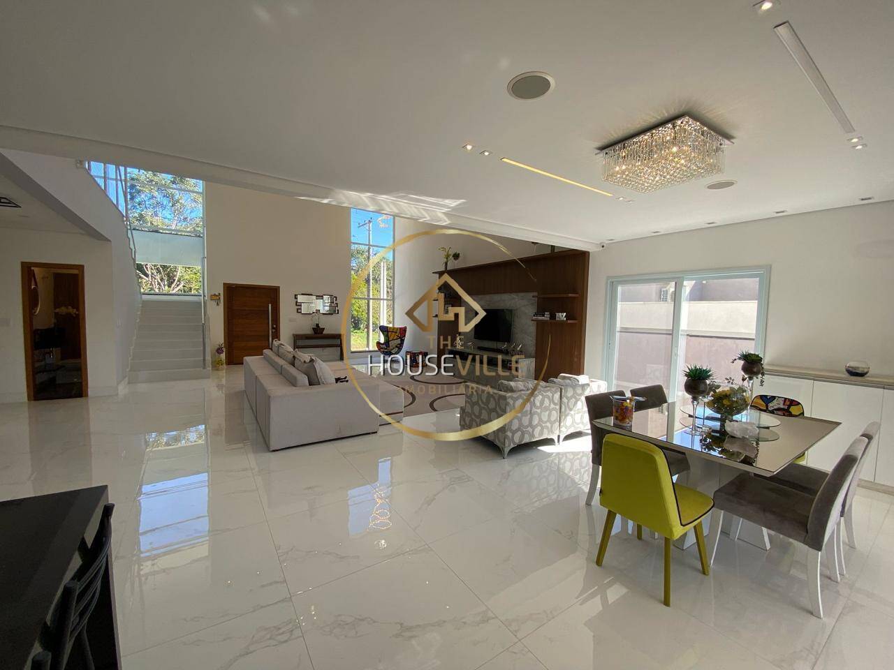 Casa de Condomínio à venda com 5 quartos, 700m² - Foto 3