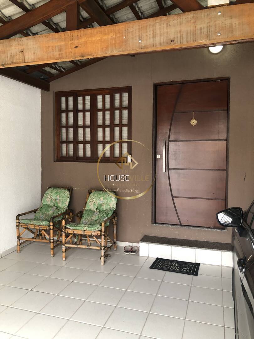 Casa à venda com 3 quartos, 128m² - Foto 2
