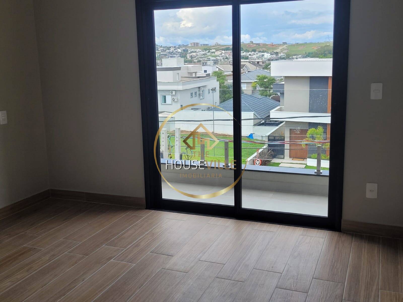 Casa de Condomínio à venda com 4 quartos, 263m² - Foto 11