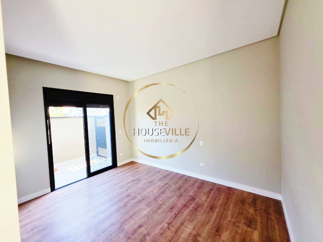 Casa de Condomínio à venda com 4 quartos, 288m² - Foto 4