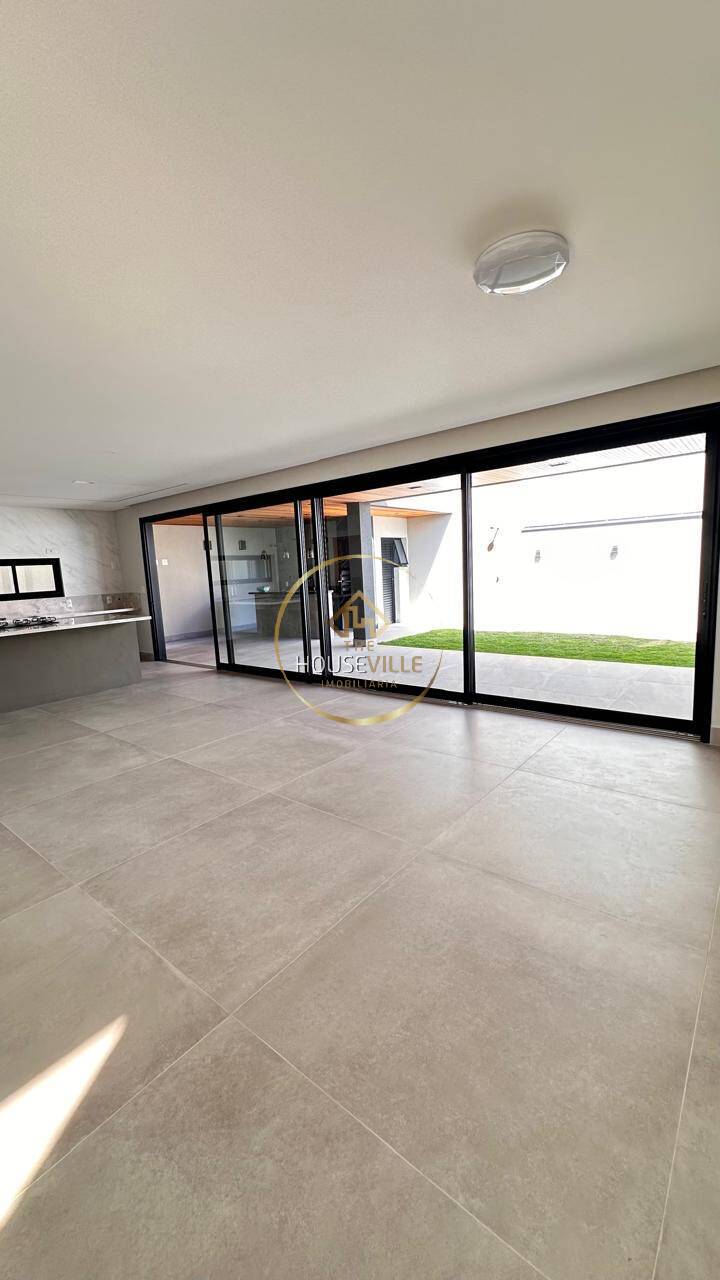 Casa de Condomínio à venda com 3 quartos, 252m² - Foto 5