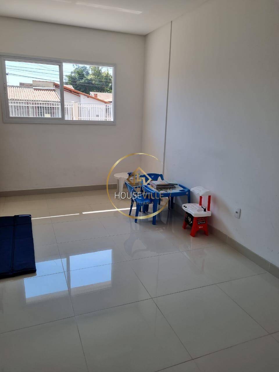 Apartamento à venda com 3 quartos, 87m² - Foto 12