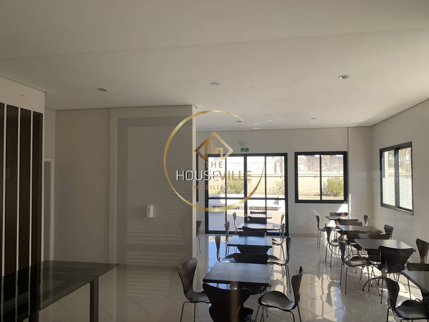 Apartamento à venda com 3 quartos, 97m² - Foto 12
