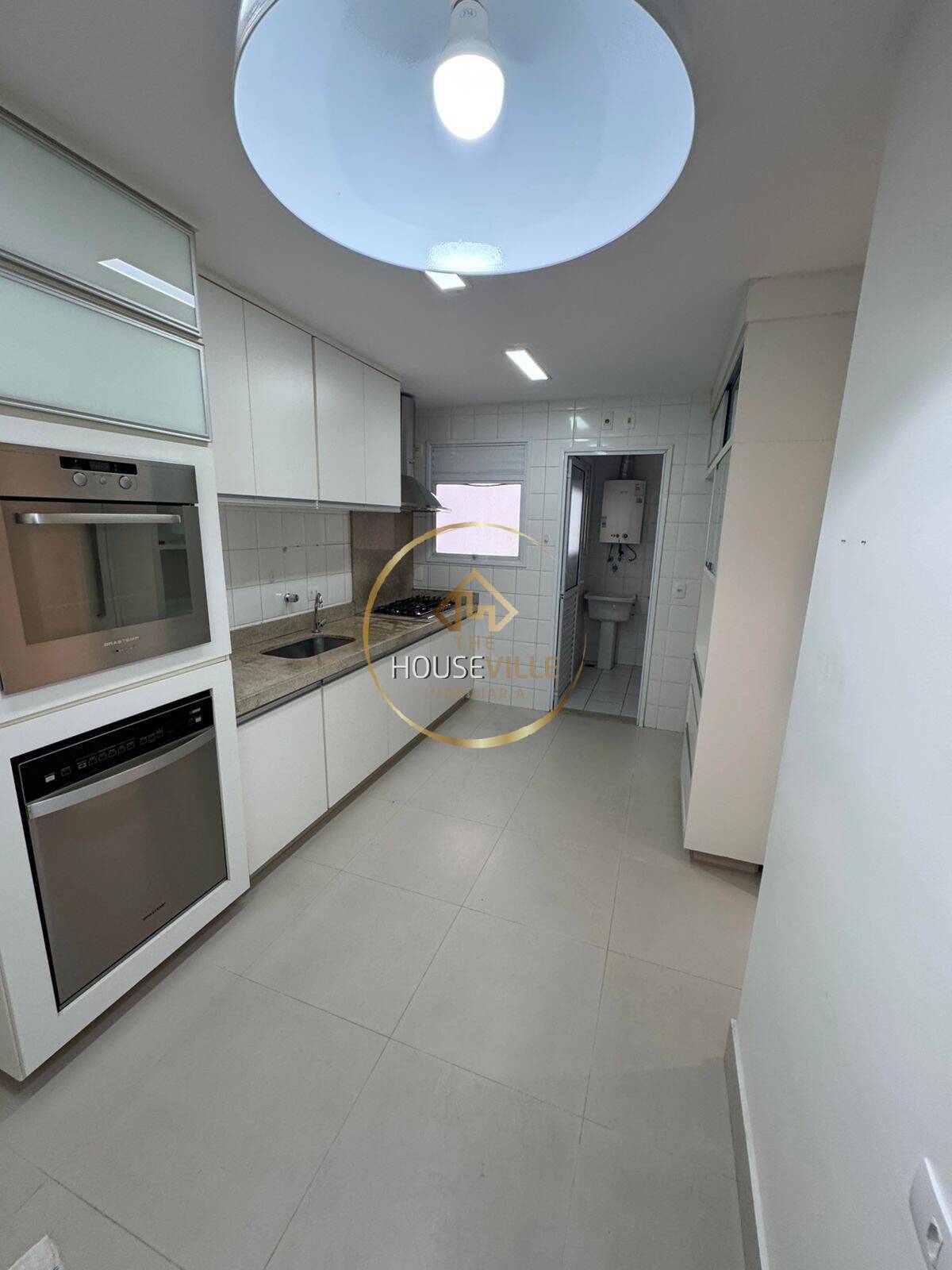 Apartamento à venda com 3 quartos, 144m² - Foto 6