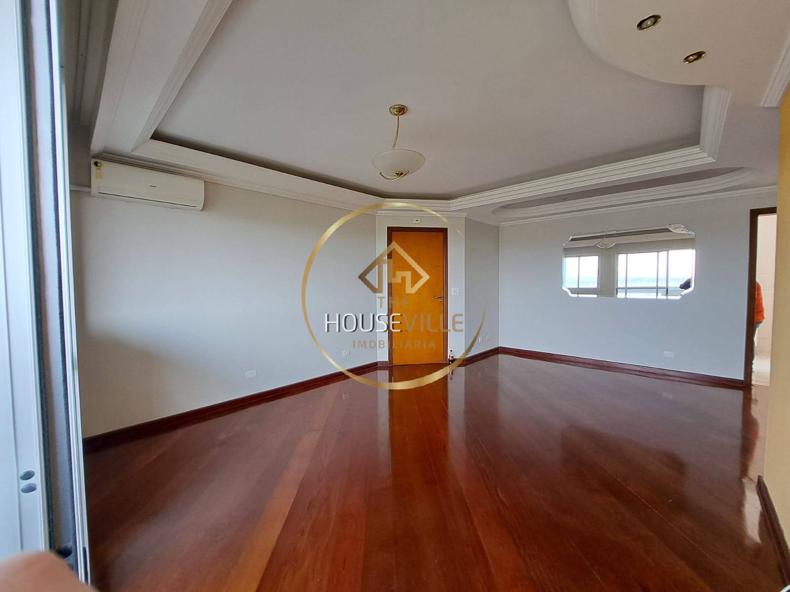 Apartamento à venda com 4 quartos, 127m² - Foto 2