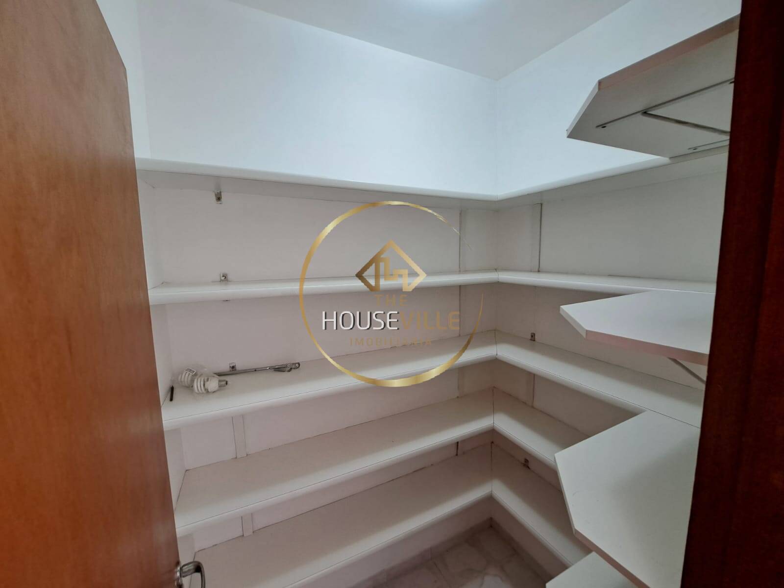 Apartamento à venda com 4 quartos, 127m² - Foto 11
