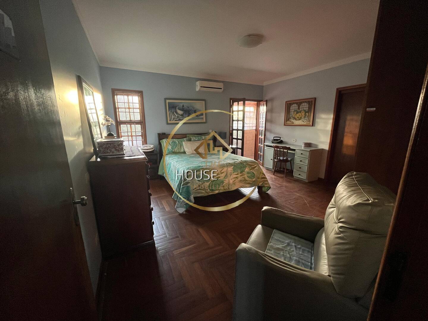 Casa à venda com 4 quartos, 121m² - Foto 7