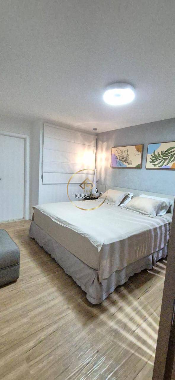 Apartamento à venda com 3 quartos, 181m² - Foto 7