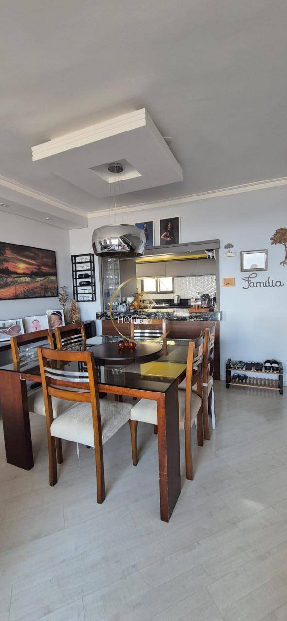 Apartamento à venda com 3 quartos, 181m² - Foto 11