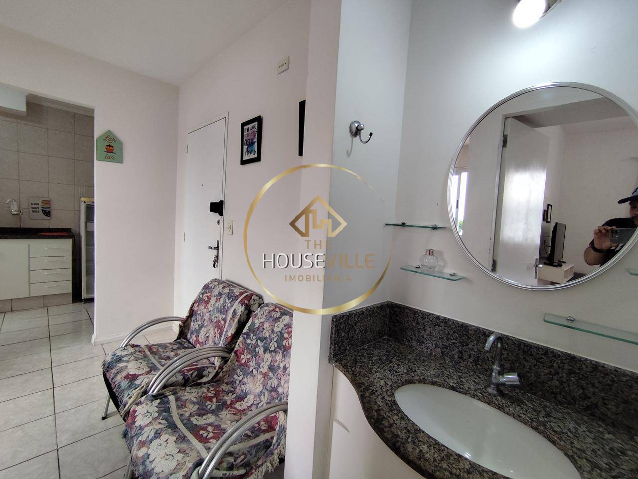 Apartamento à venda com 1 quarto, 40m² - Foto 2