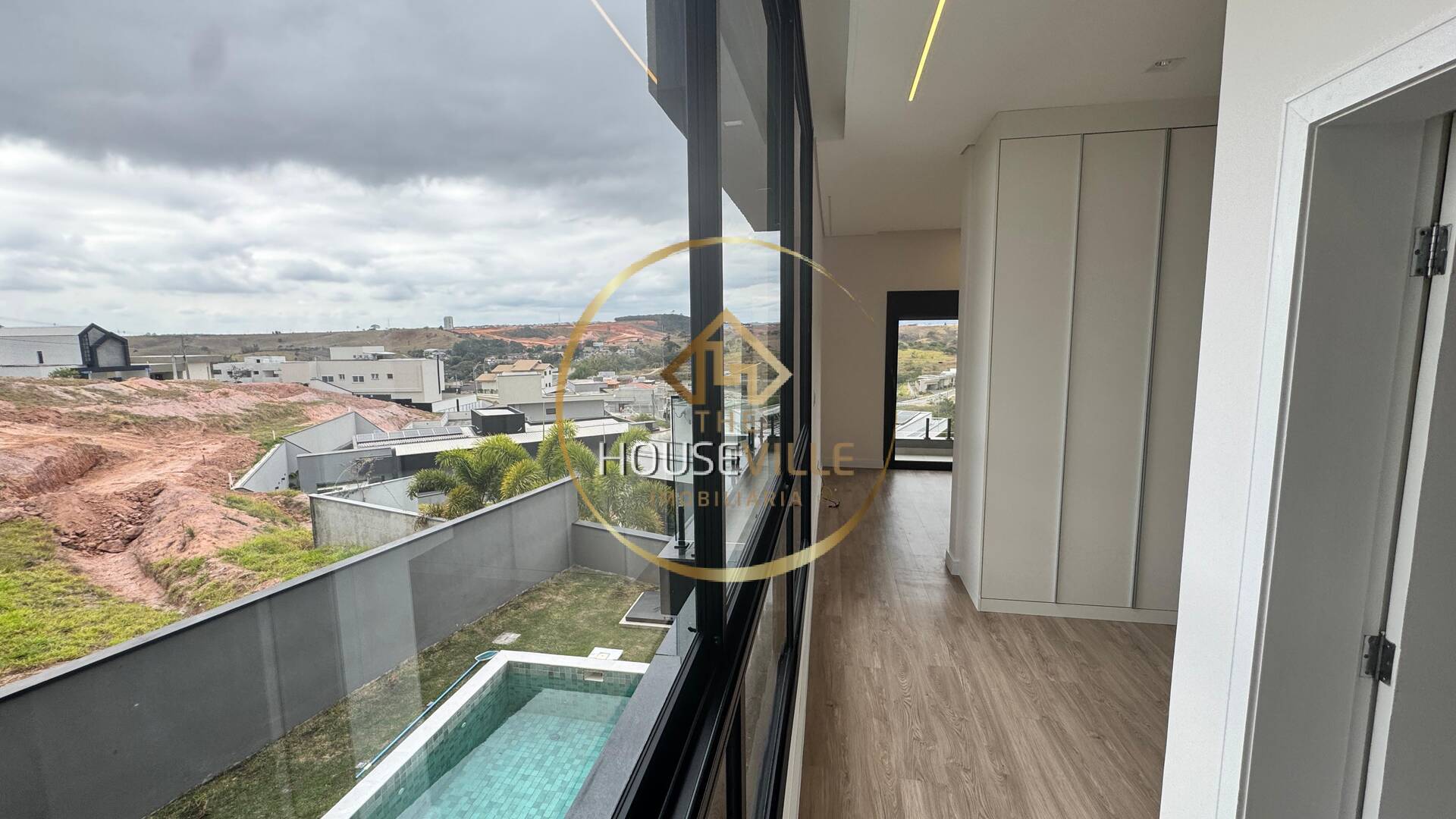 Casa de Condomínio para alugar com 3 quartos, 280m² - Foto 12
