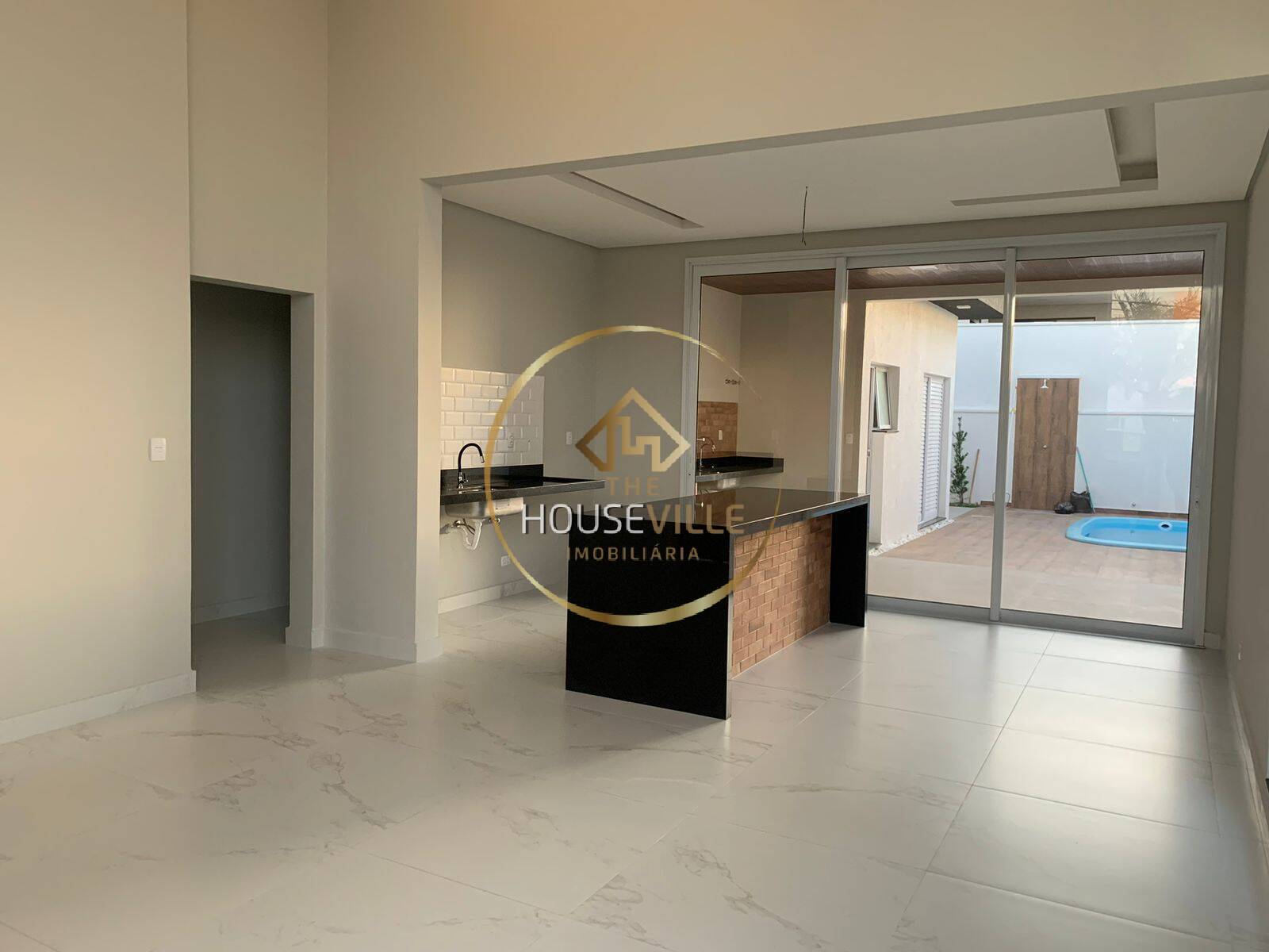 Casa de Condomínio à venda com 3 quartos, 141m² - Foto 2