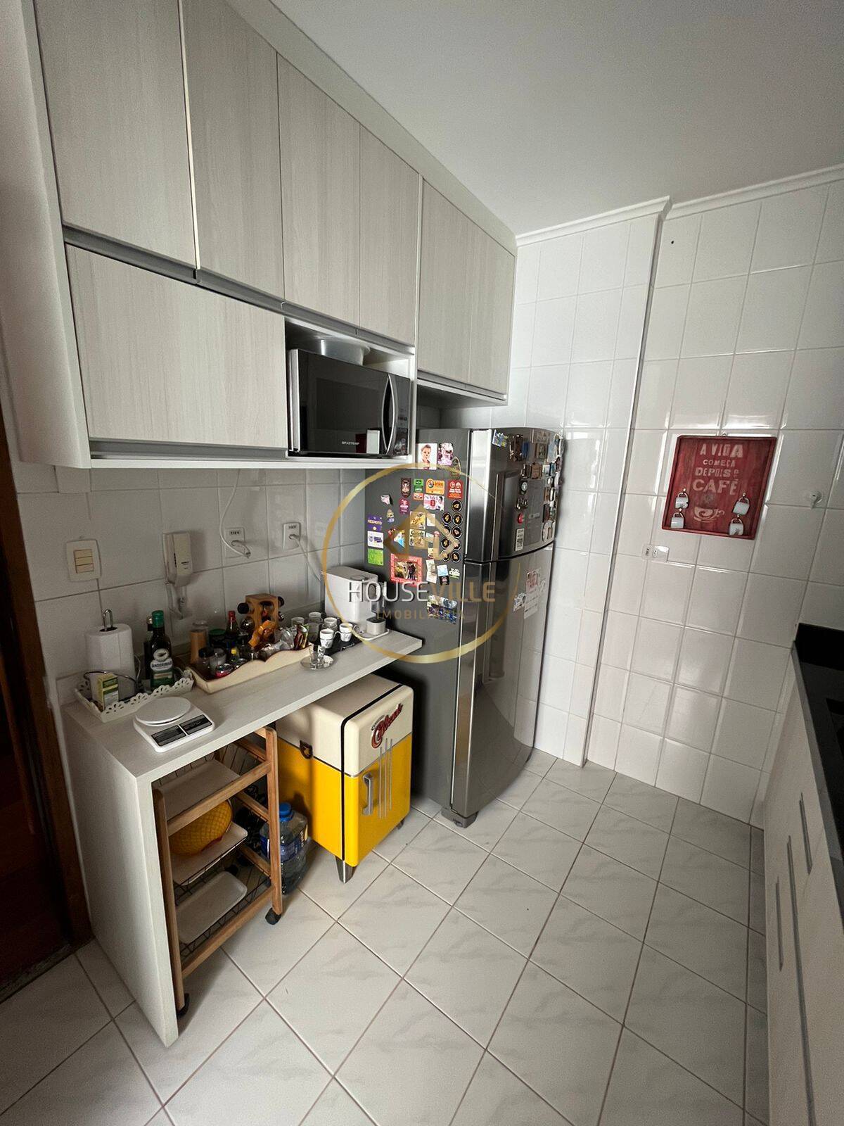 Apartamento à venda com 3 quartos, 84m² - Foto 10