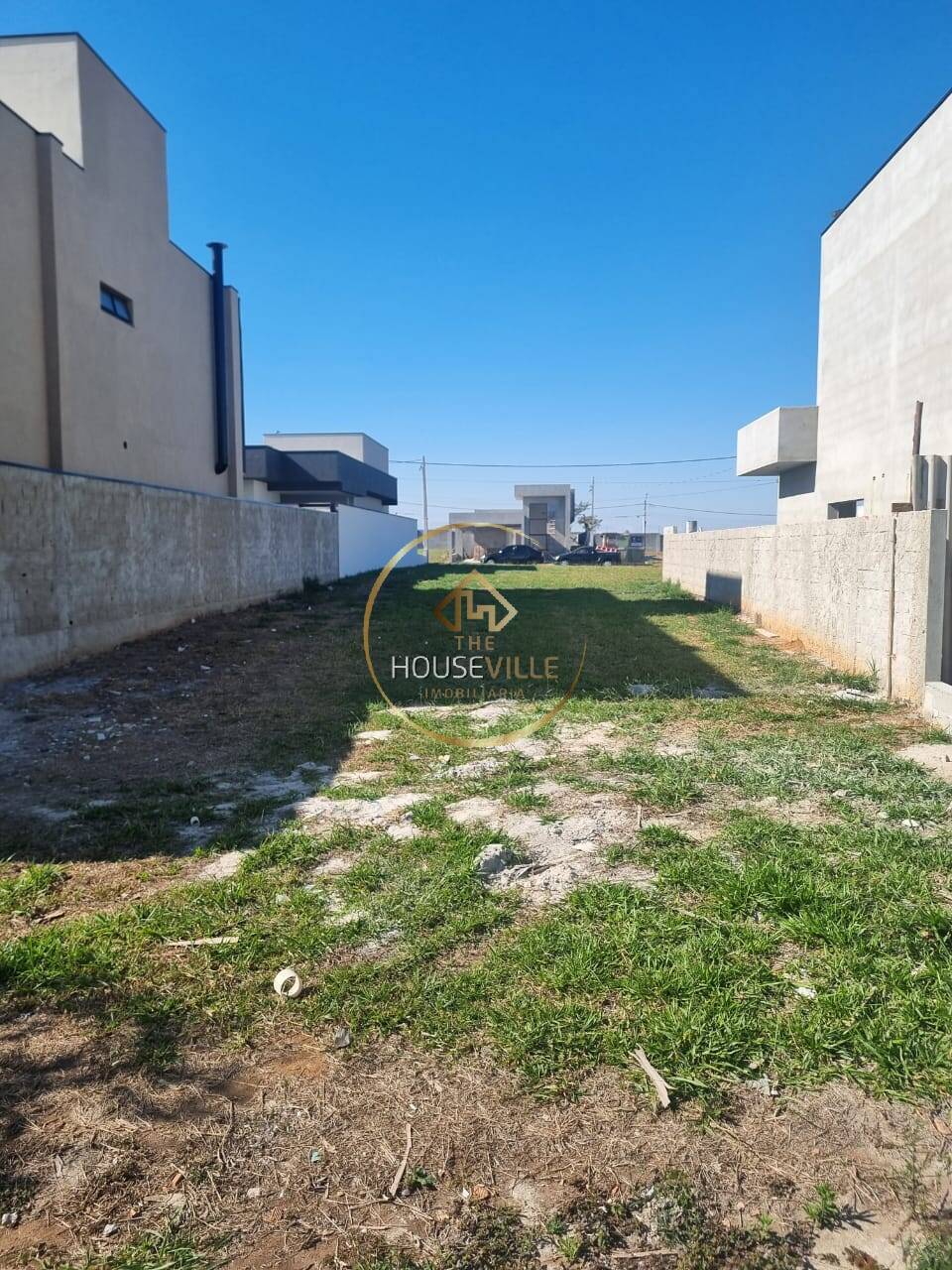 Terreno à venda, 250m² - Foto 1