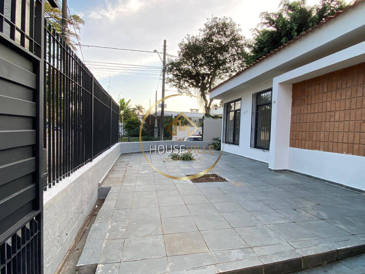 Casa à venda com 3 quartos, 210m² - Foto 6