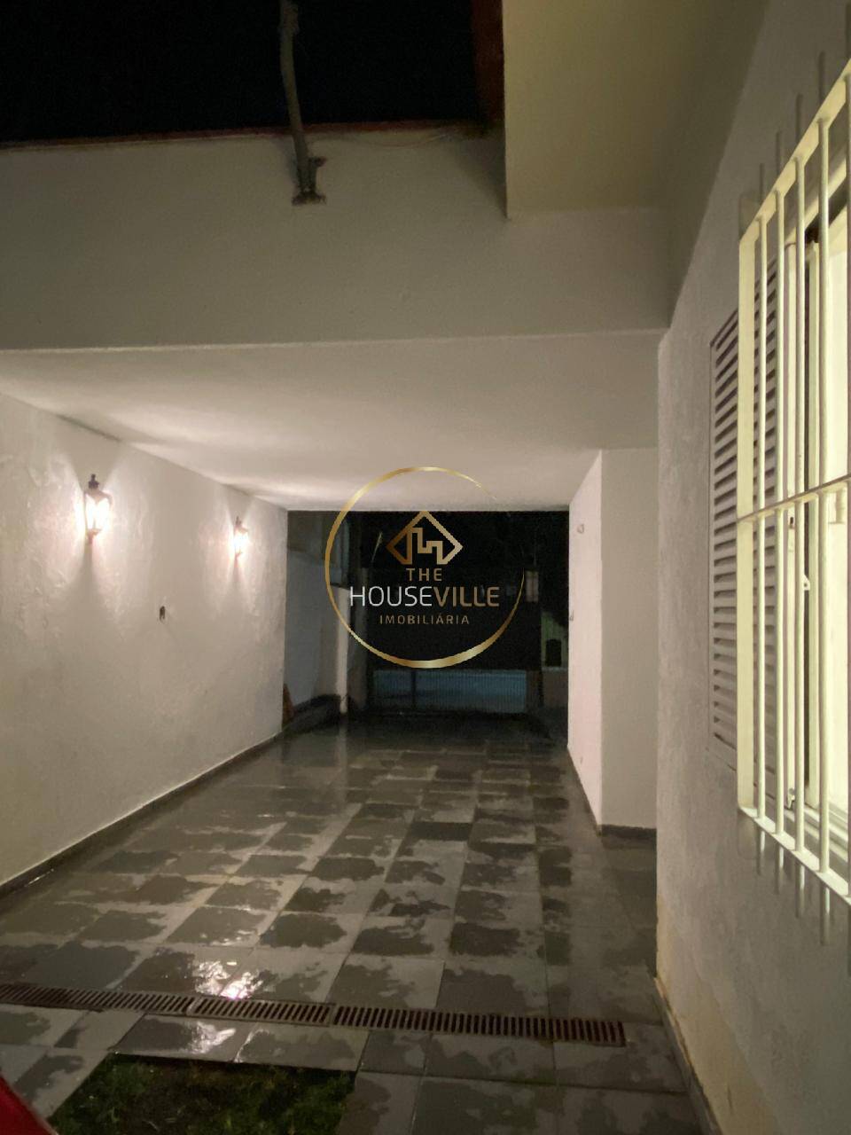 Casa à venda com 3 quartos, 210m² - Foto 9