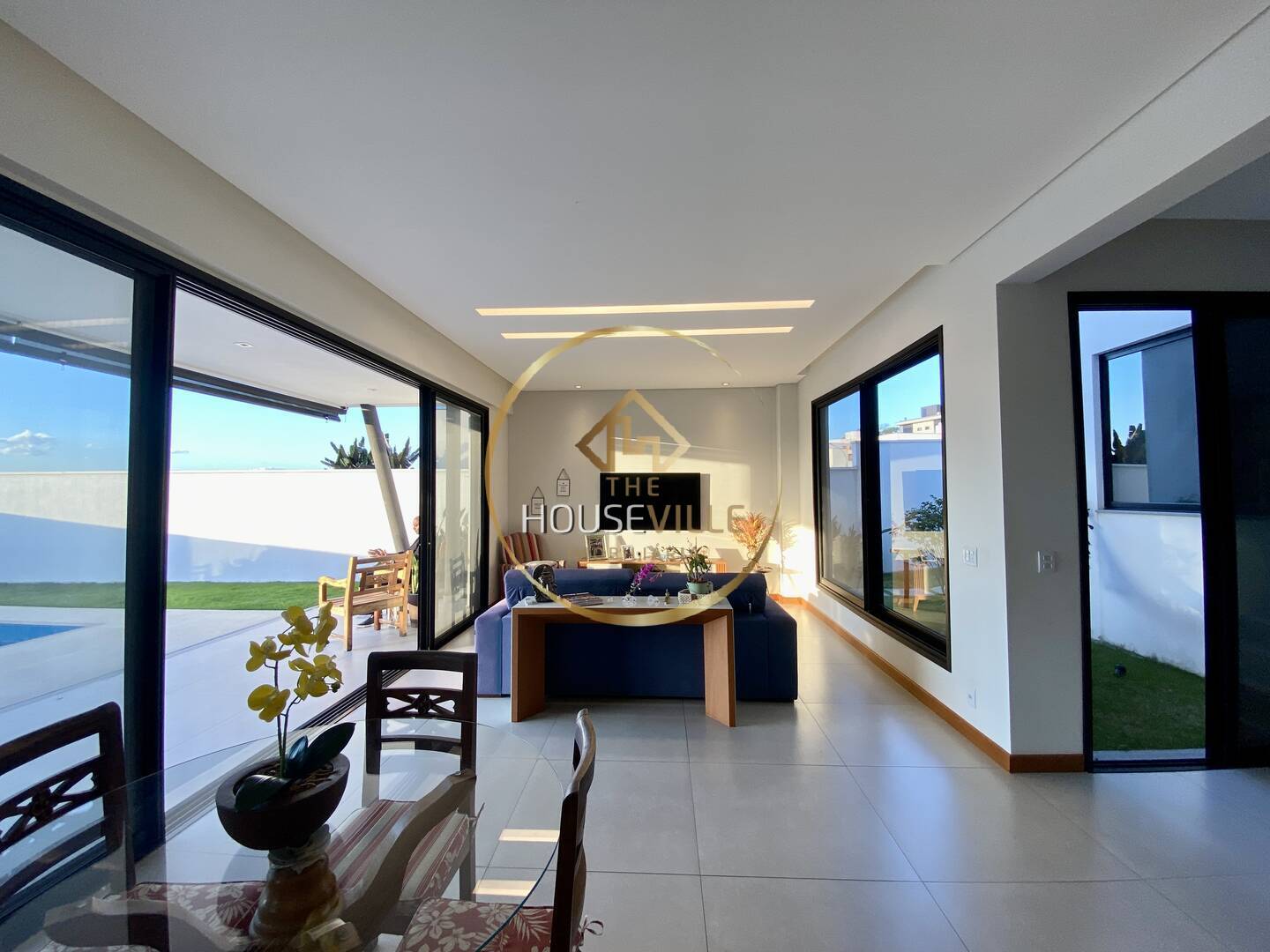 Casa de Condomínio, 4 quartos - Foto 1