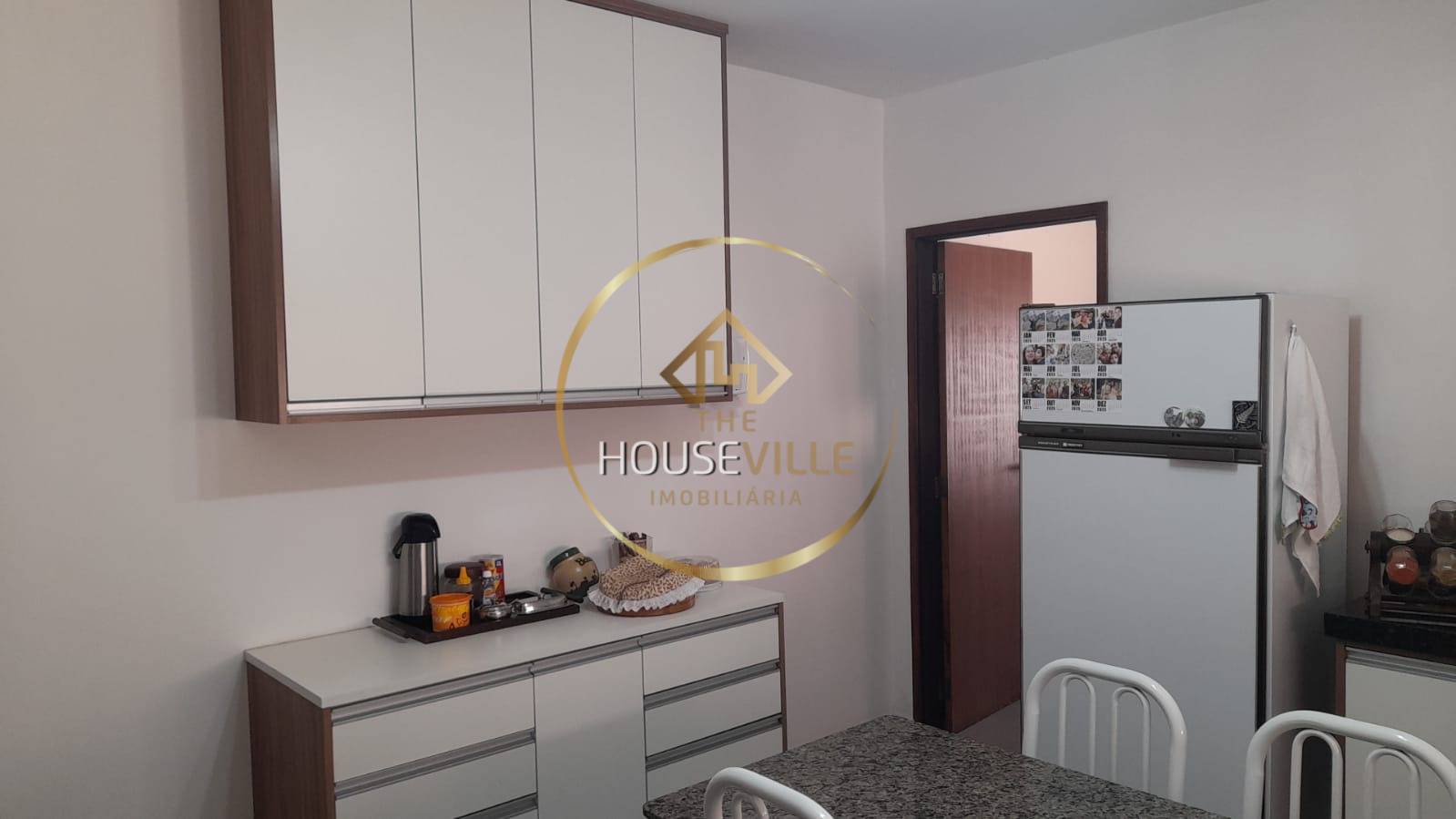 Casa, 3 quartos, 228 m² - Foto 10