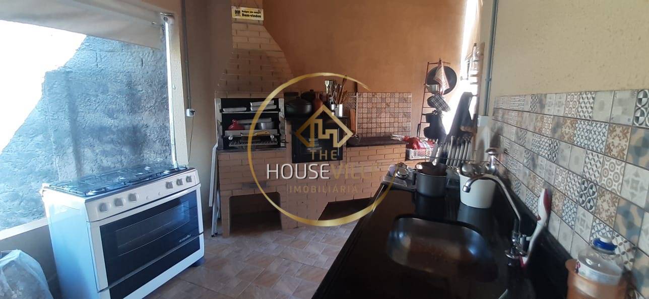 Casa, 3 quartos, 228 m² - Foto 4